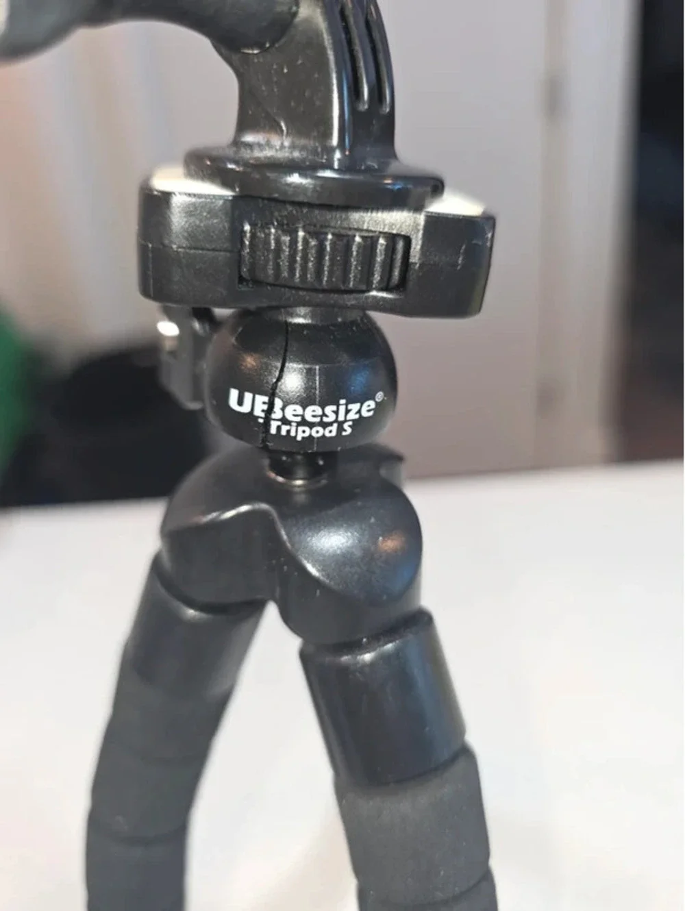 UBeesize Phone Tripod Pro S, Flexible Desk Stand with Wireless Remote